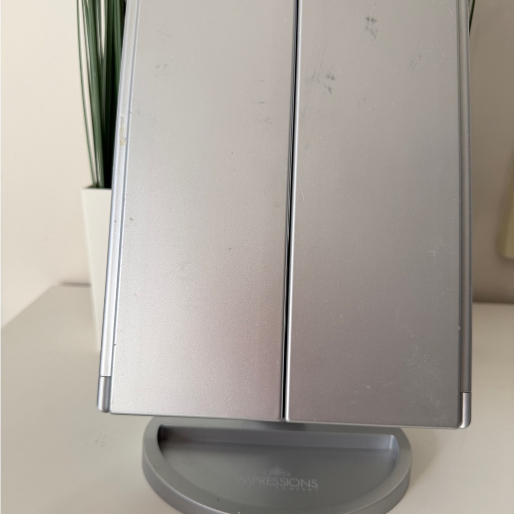 LED Tri-Fold Vanity Mirror with Touch Control - Picture 3 of 10